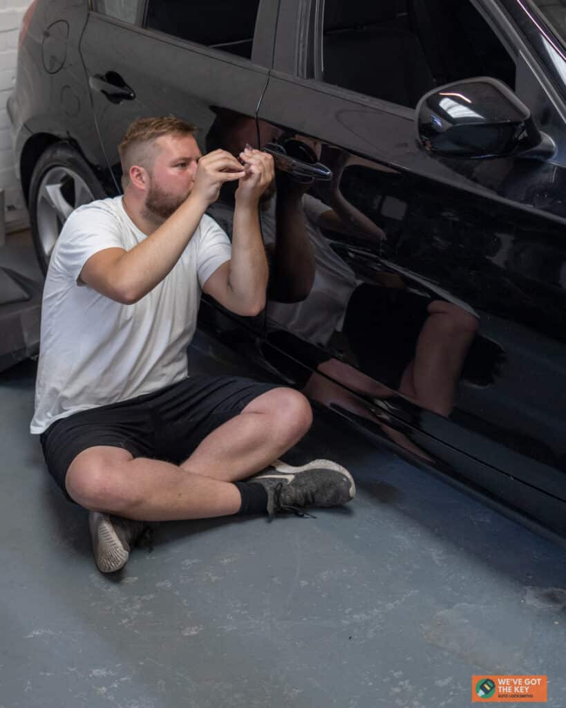 Car locksmiths training course in the UK 1/5/10 day